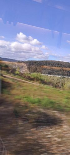 Juna maisemaa, matkalla